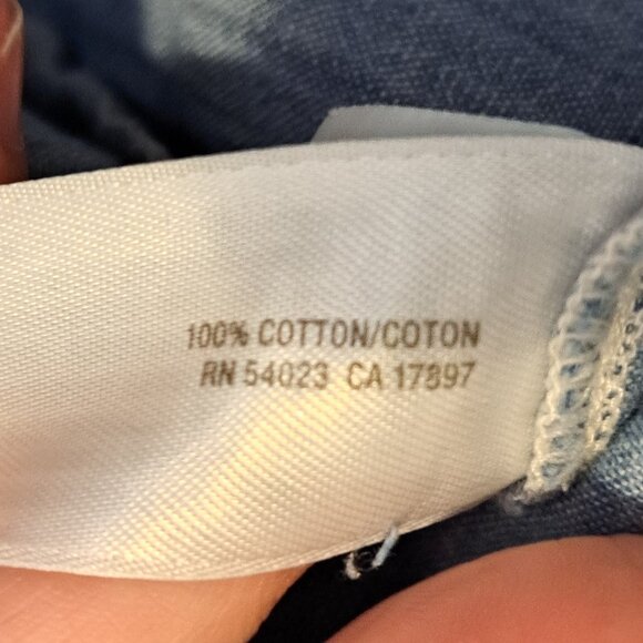 Oldy Navy Button Down Light Denim/Cotton Shirt - Picture 7 of 7